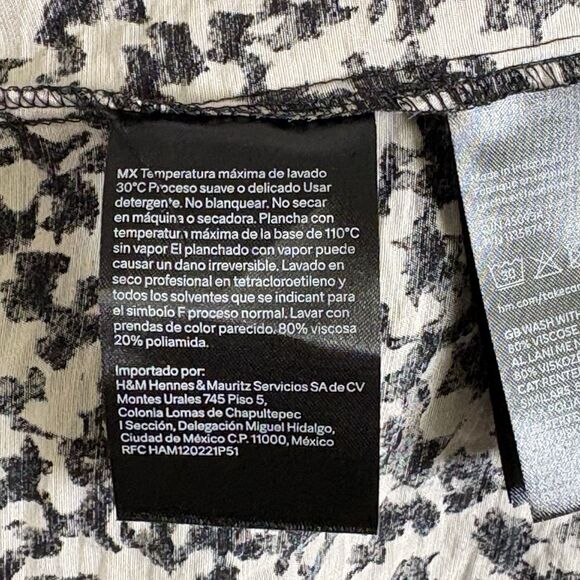 H&M Animal Print Shift Dress Long Sleeve Size Small Unlined Pullover Flowy Boho - Picture 11 of 12